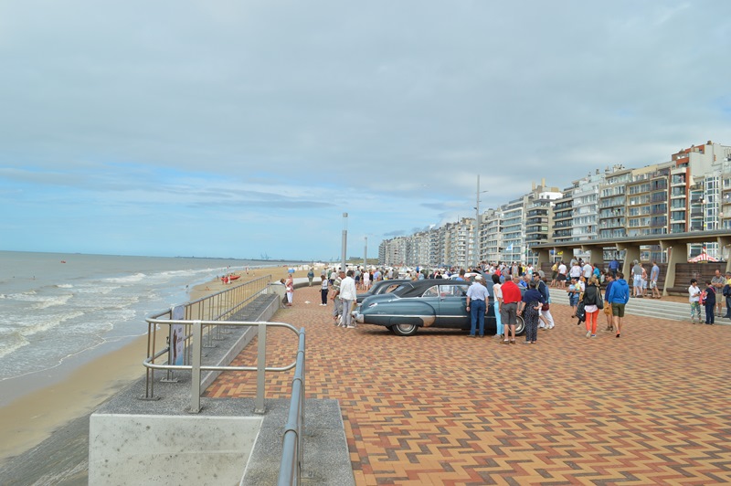 Boulevard aan zeedijk Wenduine