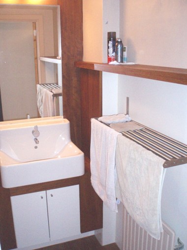 belgische_kust_zeedijk_wenduine_te_huur_badkamer_lavabo