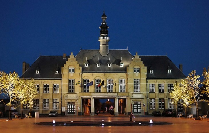 het gemeentehuis in Wenduine