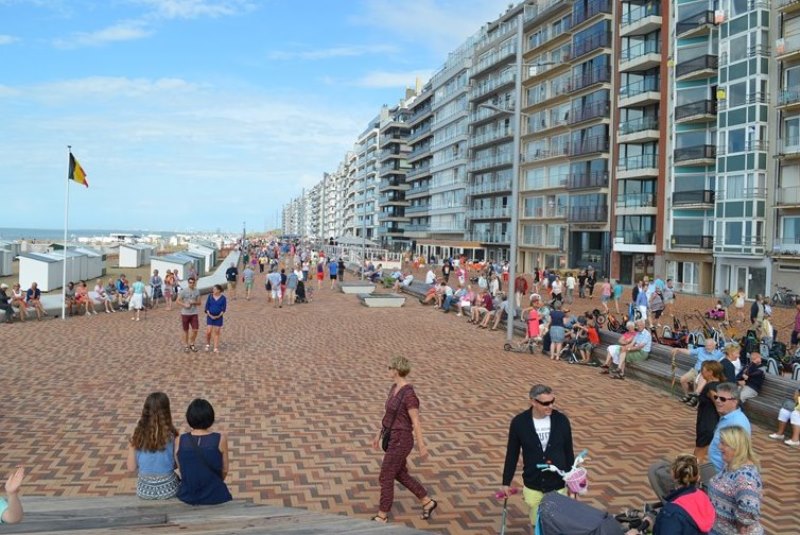 Wenduine promenade